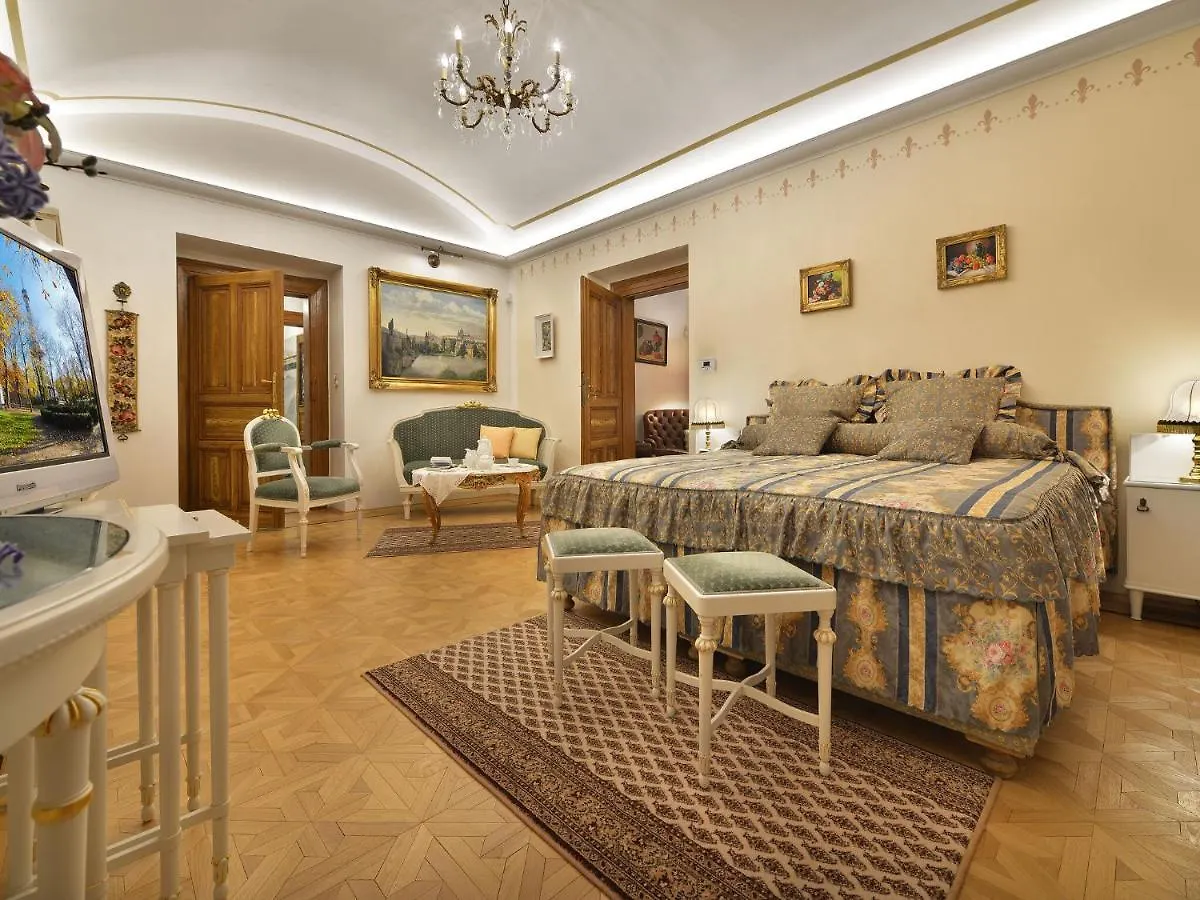 Luxurious Apartment Near River In Cezch Republic براغ